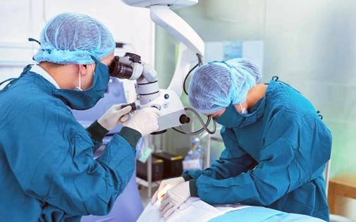 CAIRS Göz Ameliyatı