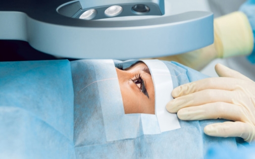 Fakik Göz İçi Lensi Ameliyatı